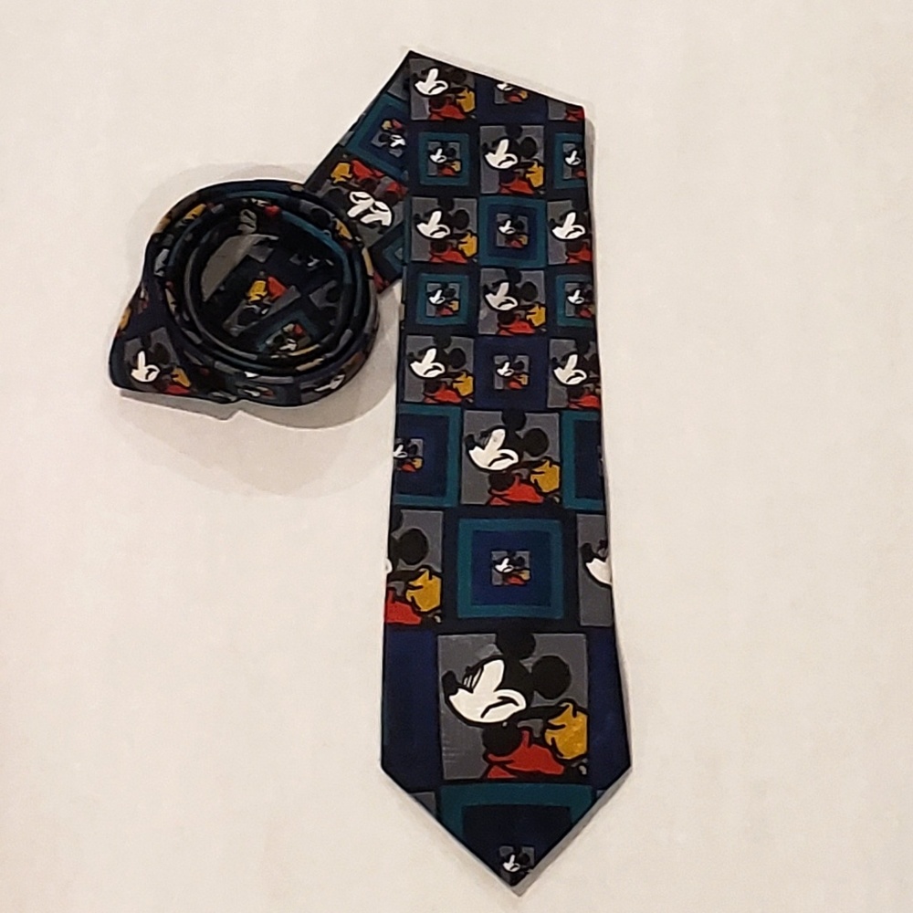 Vintage 90s Mickey Face Disney Necktie